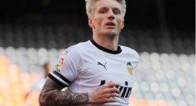 皇马马竞巴萨逆转大战，西甲三强领跑积分榜争冠风云再起